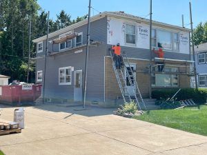 siding install